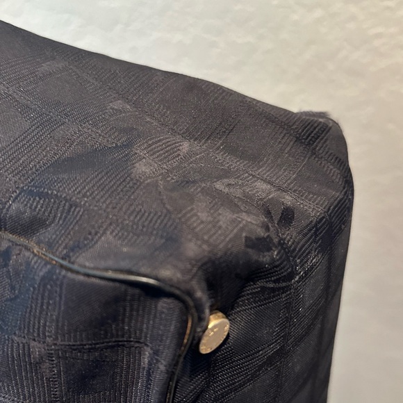 Authentic Chanel bag - Picture 6 of 12